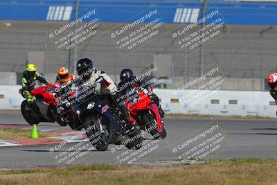 media/Nov-26-2022-Fastrack Riders (Sat) [[b001e85eef]]/Level 1/Session 3 Outside Turn 9/